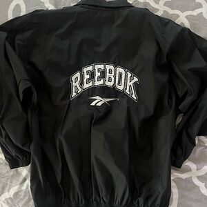 Reebok vintage Men's Black windbreaker